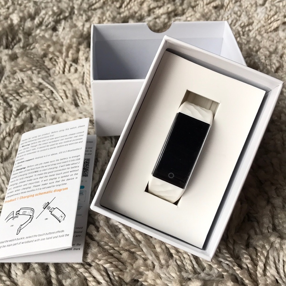 Smart Wristband - Woman’s White